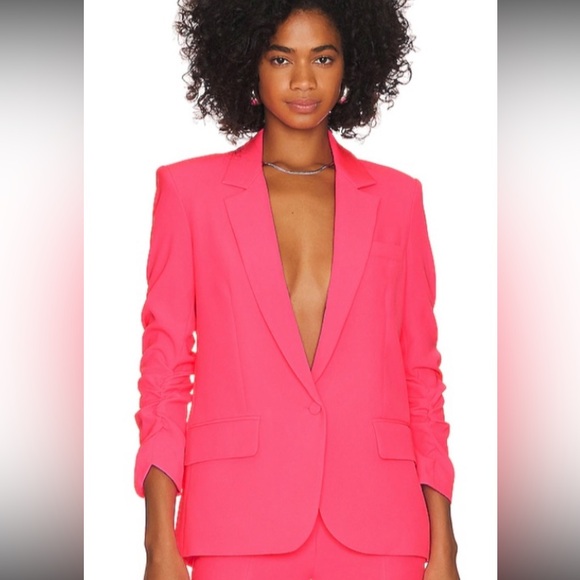 Generation Love “Madison Crepe Blazer, Ultra Pink with matching shorts 🌺🎀🩷 XS - Picture 2 of 13